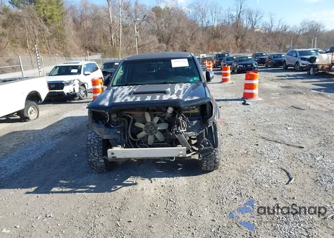 2013 Toyota Tacoma Base V6 z USA, uszkodzony, nr VIN 3TMLU4EN9DM123294